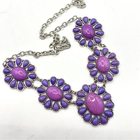 Statement Necklace Purple Lavendar Set Necklace & Earrings - Picture 7 of 8